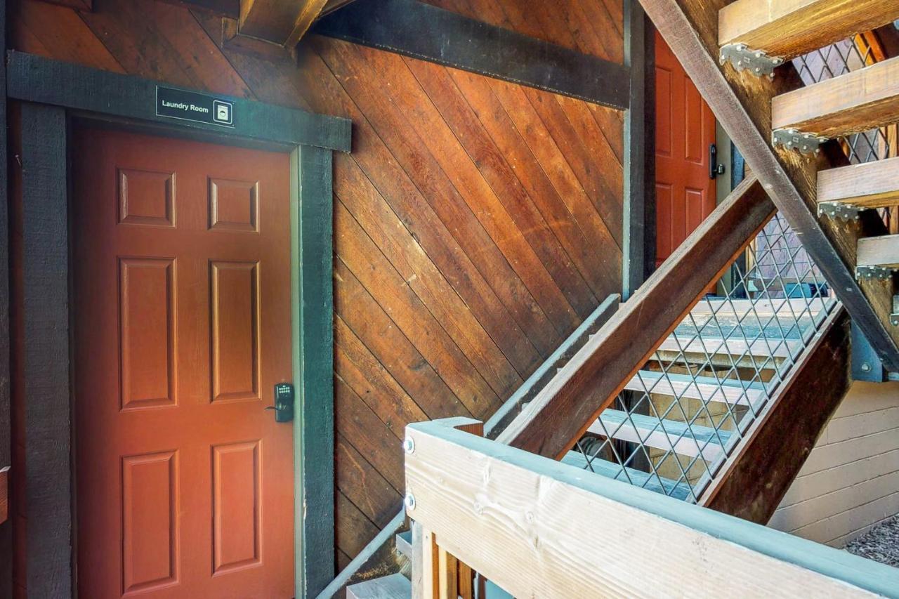 Starry Aspen Grove Hotel Truckee Exterior foto