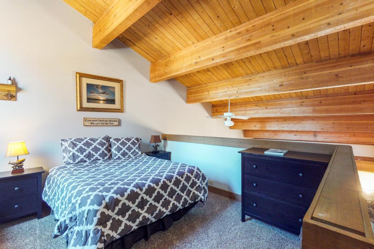 Starry Aspen Grove Hotel Truckee Exterior foto