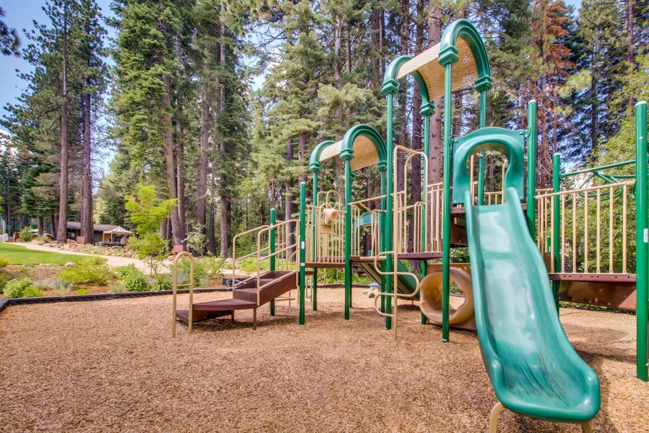Starry Aspen Grove Hotel Truckee Exterior foto